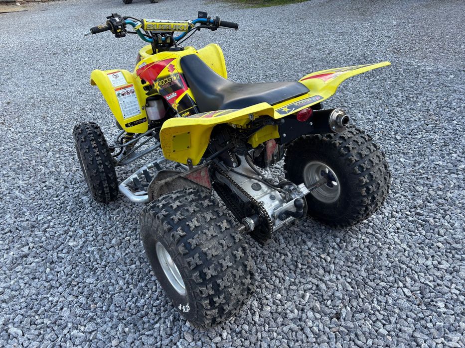 Suzuki  LTZ  400.