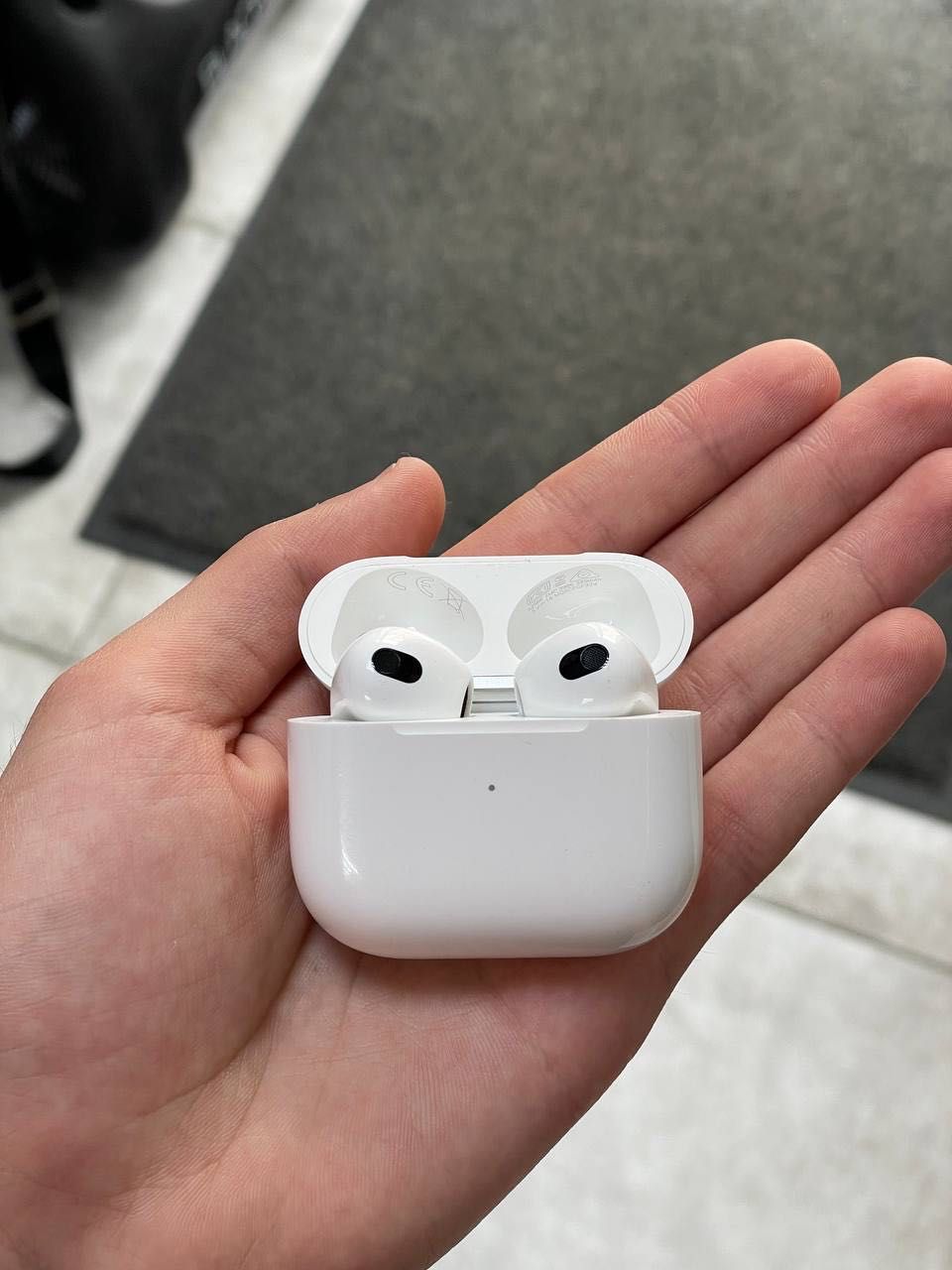 Навушники Apple AirPods 3 gen White