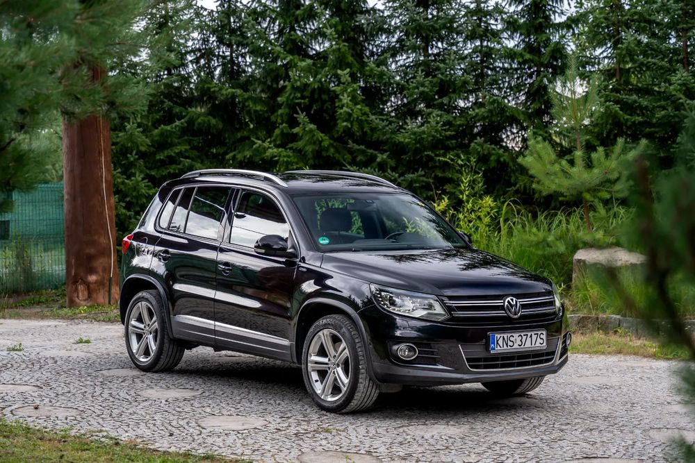 Volkswagen Tiguan Lounge 2.0 TDI 150km / 4Motion / Bogate wyposażenie / Bezwypadkowy