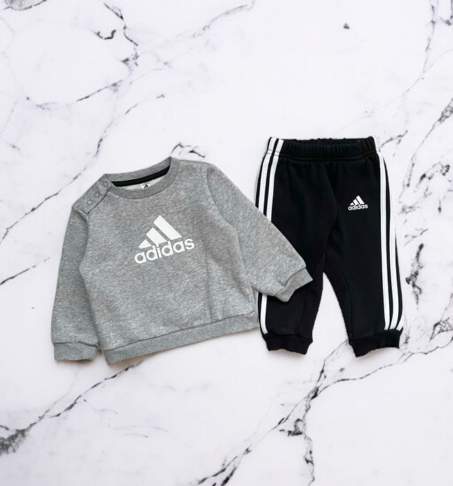 Теплий костюм Adidas на малюка 6-9 місяців