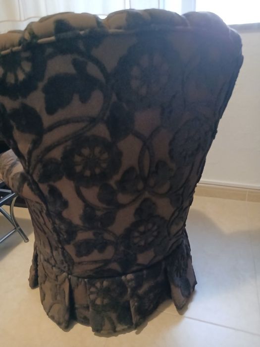 Senhorinha em veludo