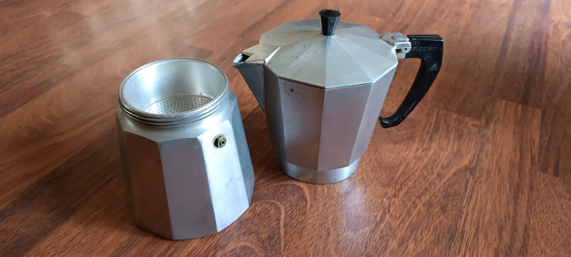 Cafeteira italiana tipo moka antiga