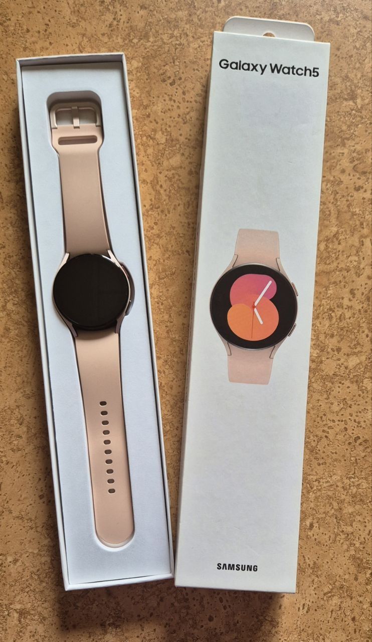 Продам Cмарт-часы Samsung Galaxy Watch5 40mm Pink Gold