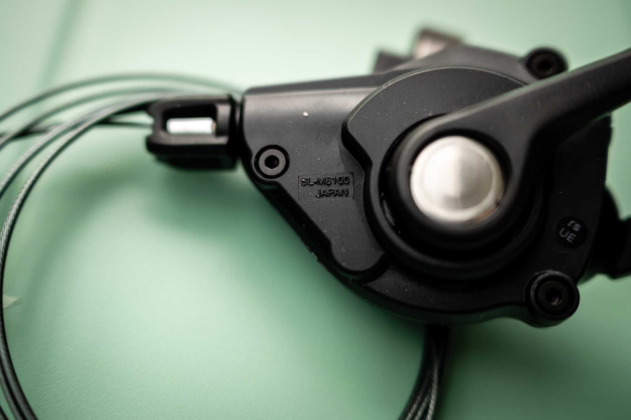 Manetka SHIMANO Deore XT SL-M8100, 12s, prawa I-spec EV
