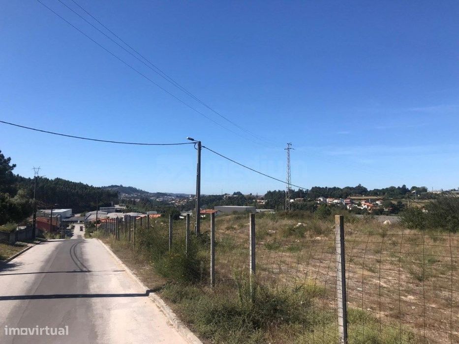 Tereno Industrial em Vila das Aves - PIP Aprovado