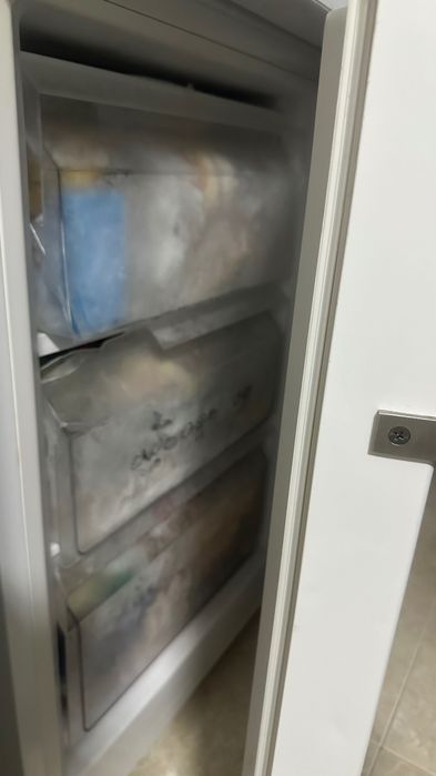 Frigorífico bom estado