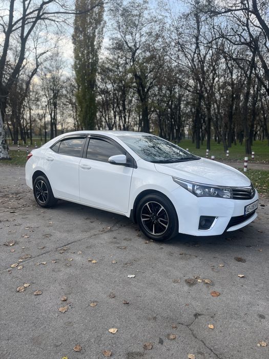 Toyota corolla 2016 1.6 мкпп