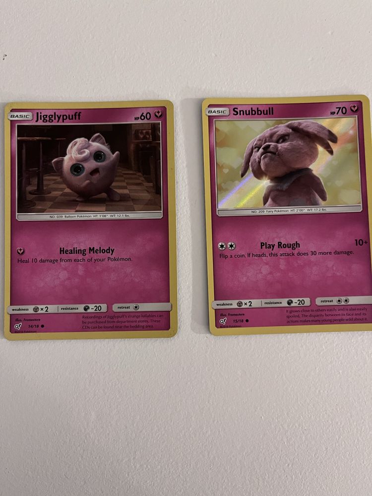 Álbum e cartas detetive pikachu