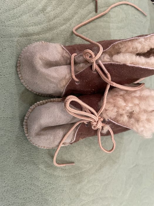 Дитячі тапки. нові