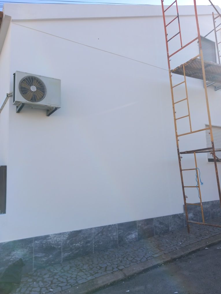 Realizo limpezas de casas, pinturas