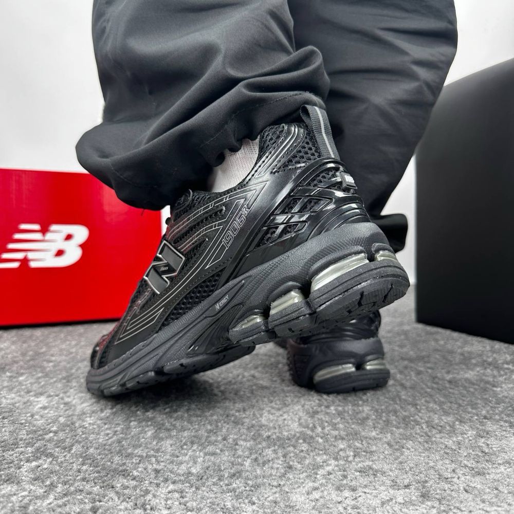 New Balance 1906R Black