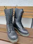 Czarne glany Dr. Martens rozmiar 42