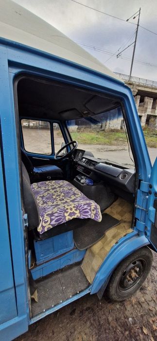 Mercedes т1 208D в отличном состоянии .машинка ухоженная.