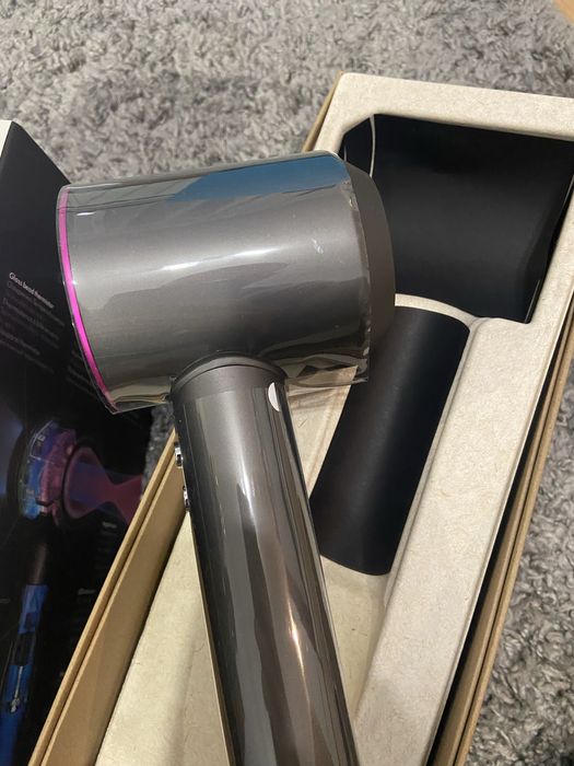 Suszarka Dyson Hypersonic HD07