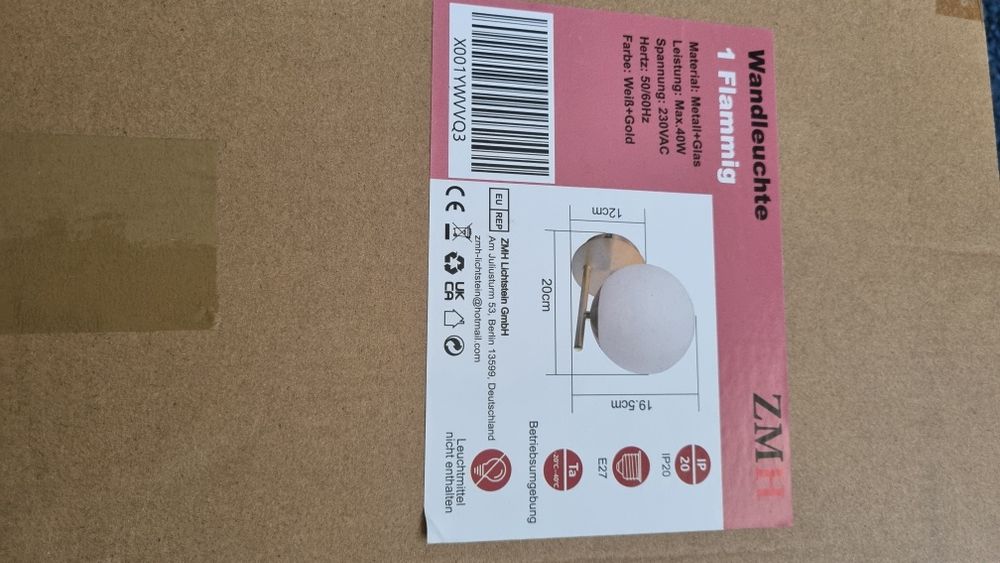 Nowy piękny kinkiet