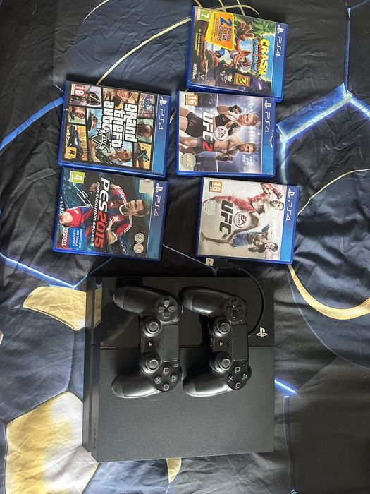 PlayStation 4 + jogos