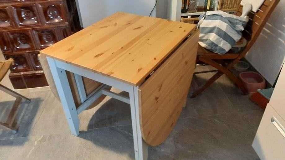 Stół IKEA LEKSVIK-drewno-rozkladany-biurko drewno IKEA-fotel Markus