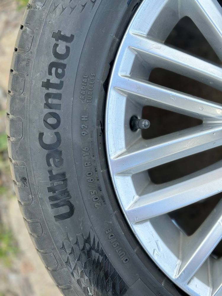 Шини/резина 205/60 R16 Continental UltraContact 2022року