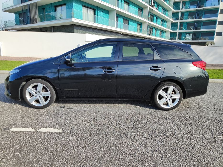 Toyota Auris Touring Sports