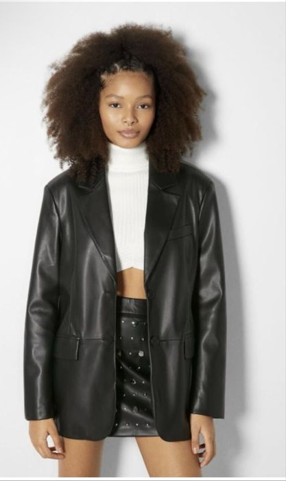 Шкіряний піджак bershka