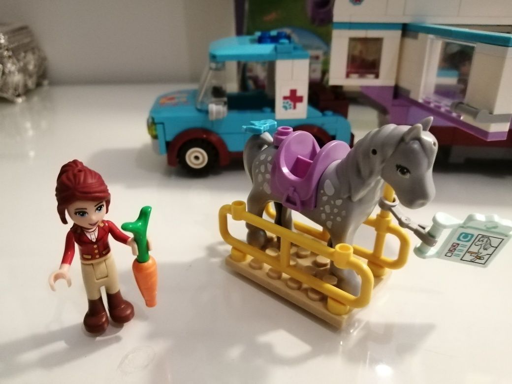 Lego Friends 41125 Weterynarz Przyczepa lecznicza dla koni