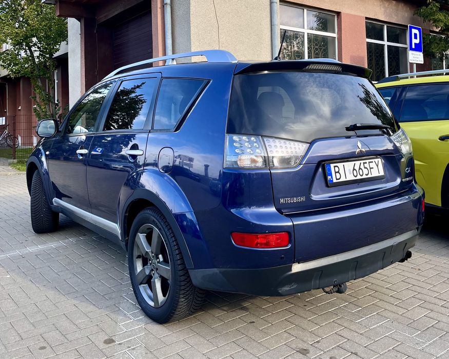 Sprzedam Mitsubishi Outlander II 2007 2.0D 7-osobowy