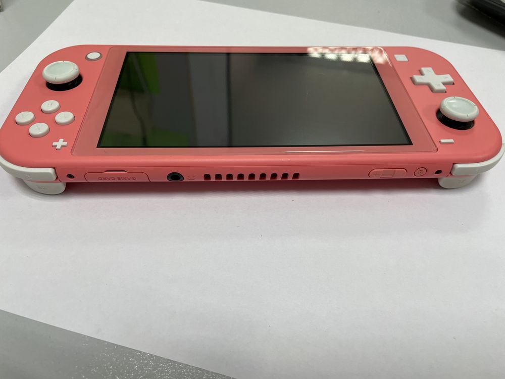 Ігрова приставка Nintendo Switch Lite (коралово-рожева) 32