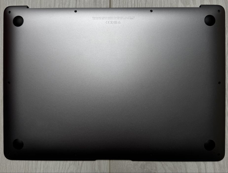 Нижня частина Топкейс для ноутбуку Apple MacBook Air 13” A2337 2020р
