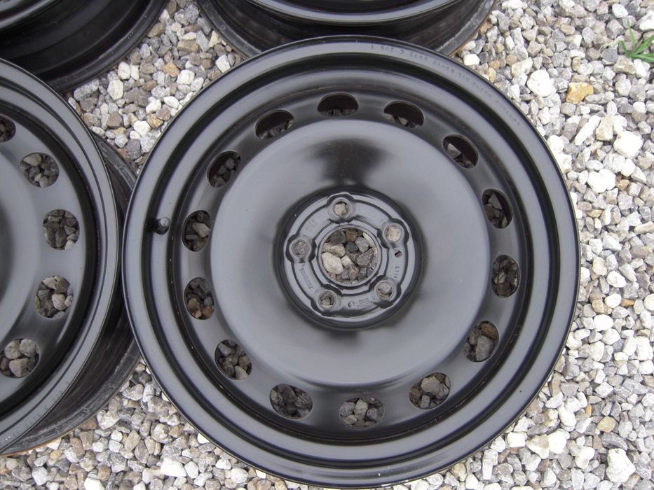 Felgi stalowe 16 5x100 et35 Vw T-Cross Taigo Skoda Kamiq Scala