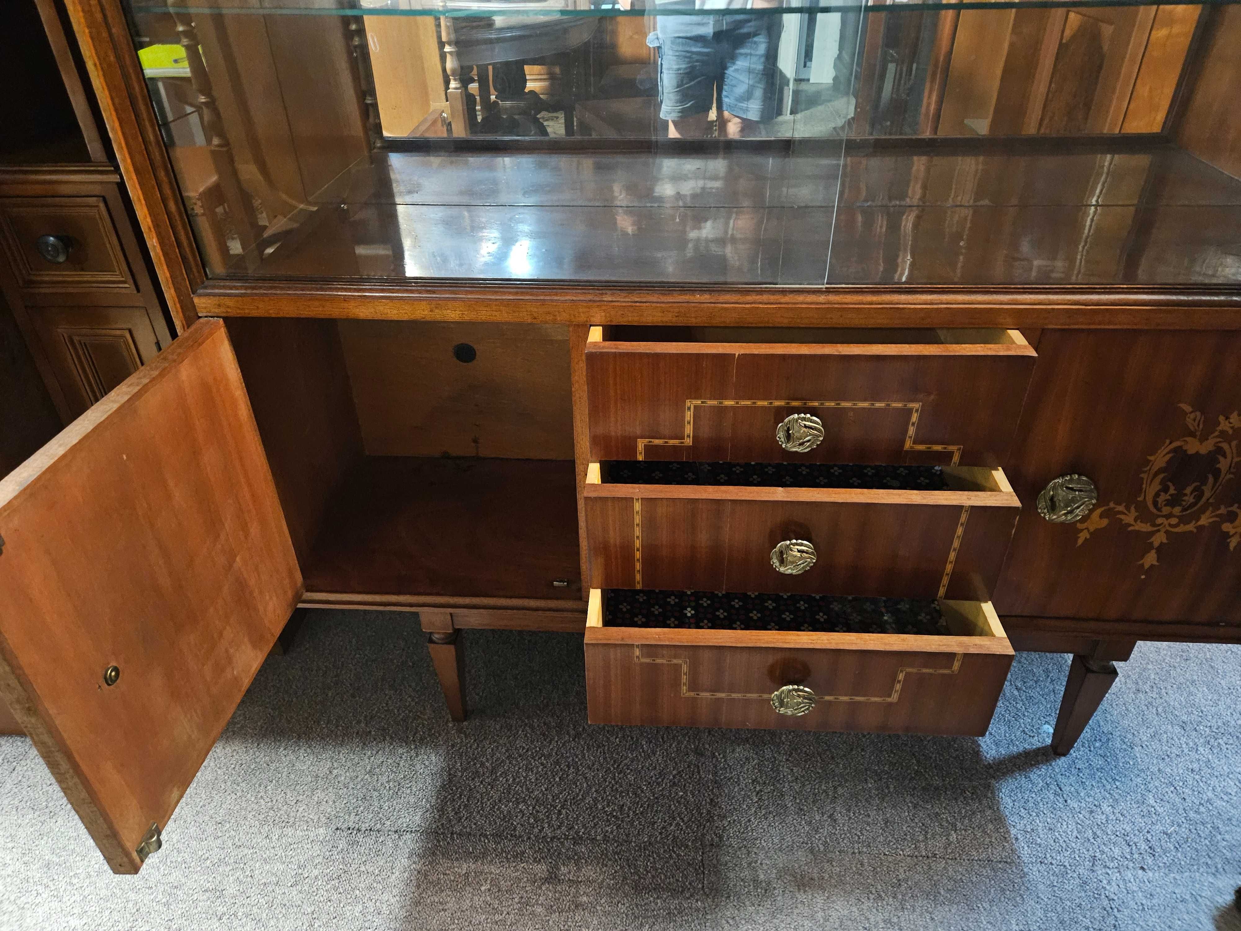 Cristaleira vintage - Bom estado geral