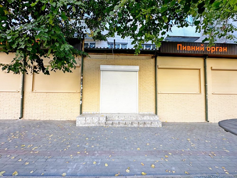 Продаж фасадного приміщення на Просп Миру