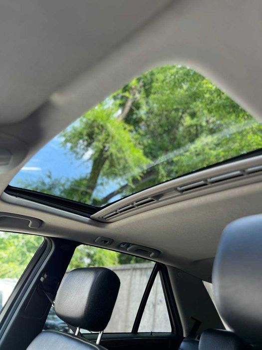 Мерседес МЛ 2007