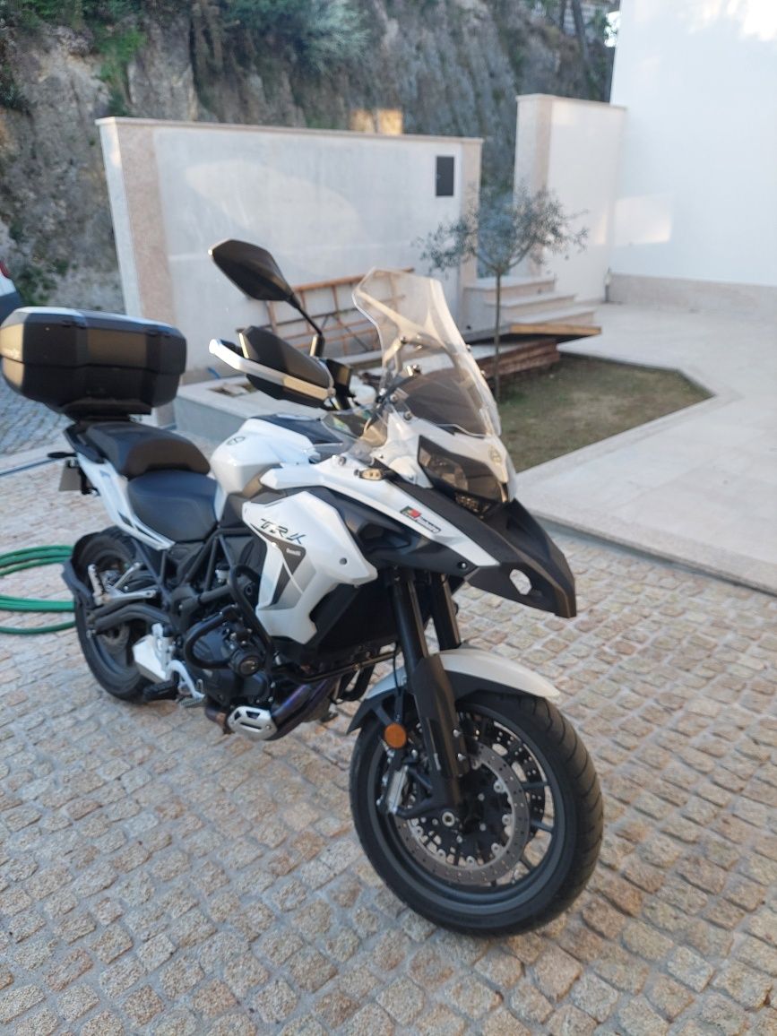 Benelli trk502 como nova