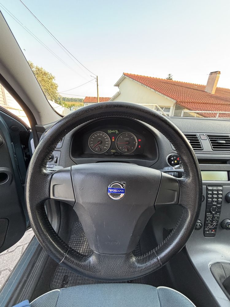 Volvo c30 1.6 D Diesel 109 cv LER DESCRIÇÃO