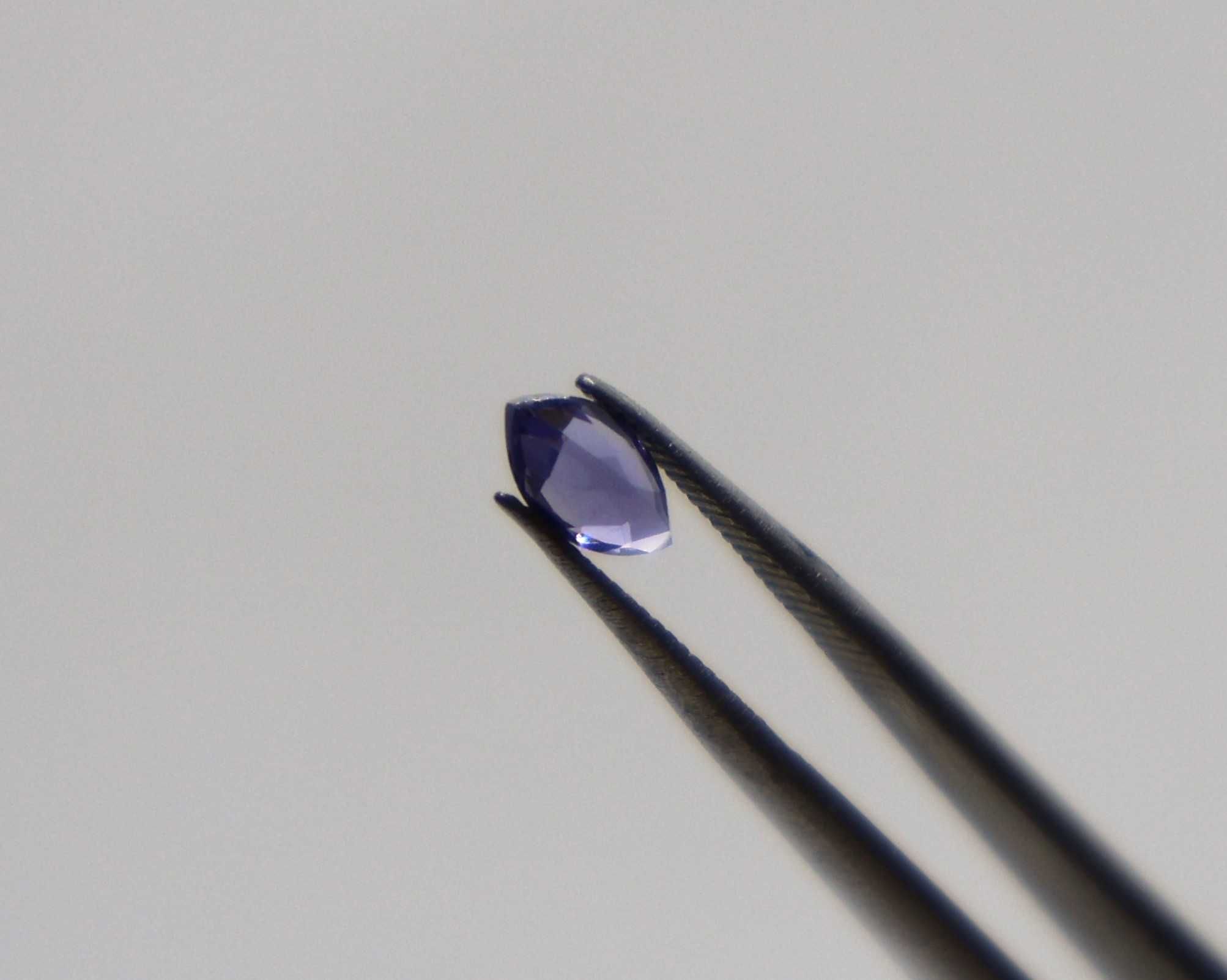 Iolite Natural, Lapidada [Envio Incluído no preço]