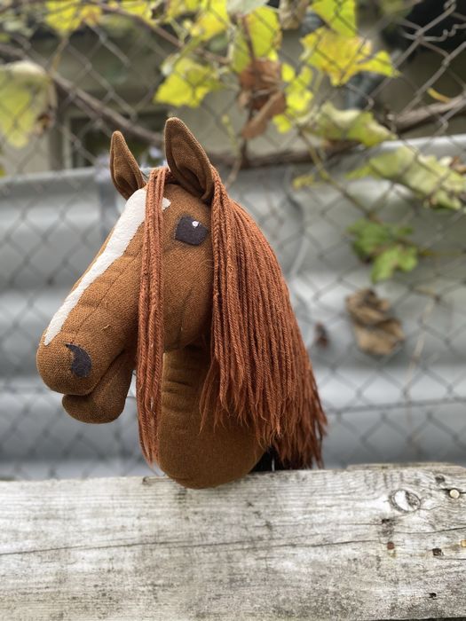 hobby horse brązowy (gniady)