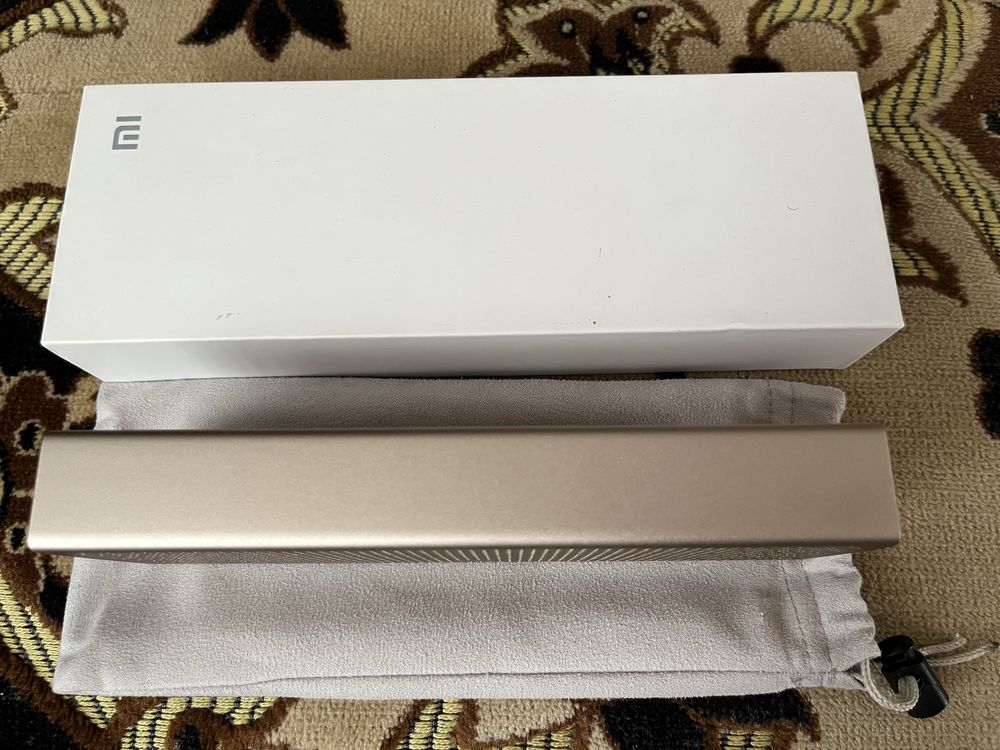 Колонка Mi Bluetooth Speaker