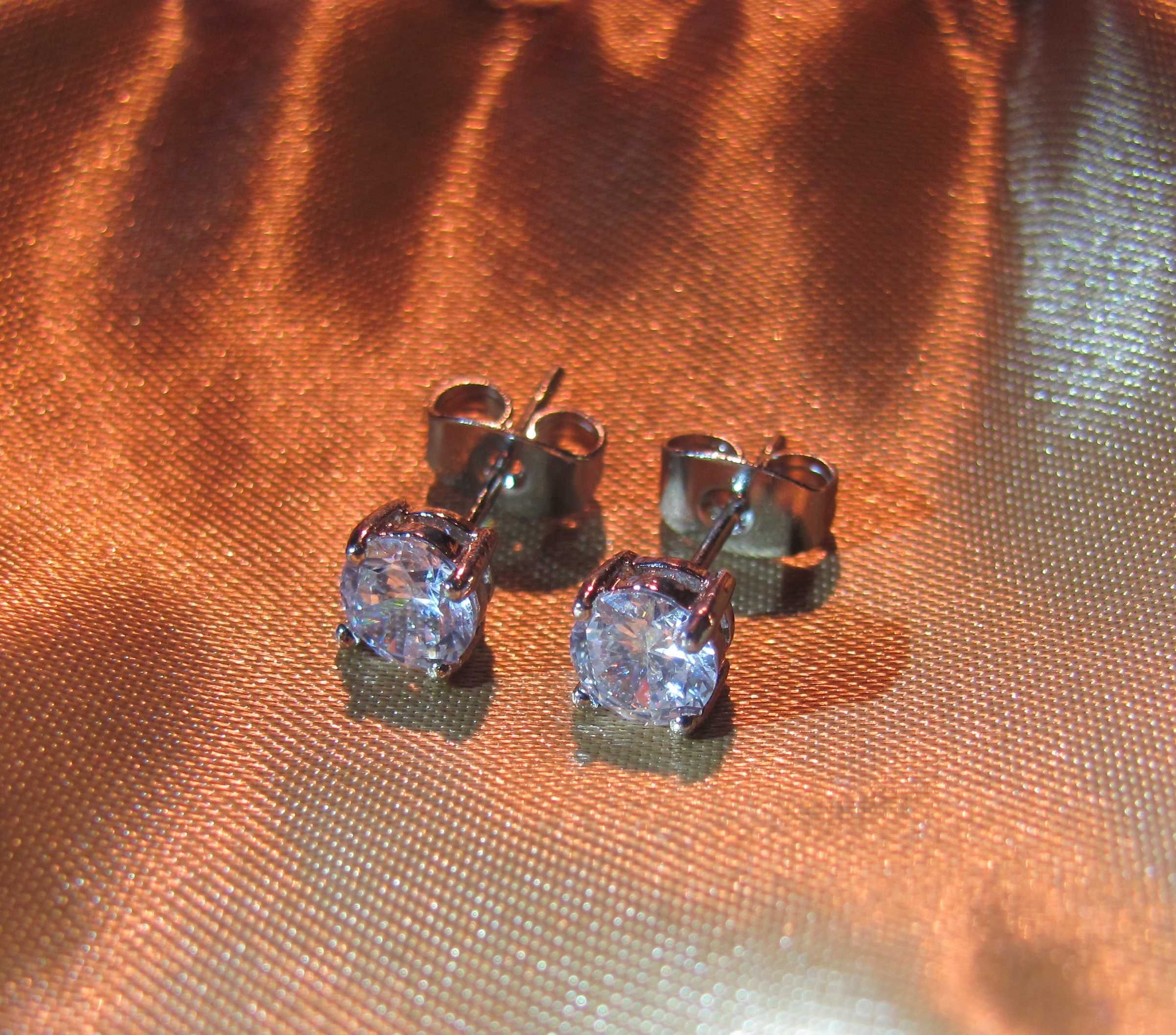 Brincos Crystal elements -