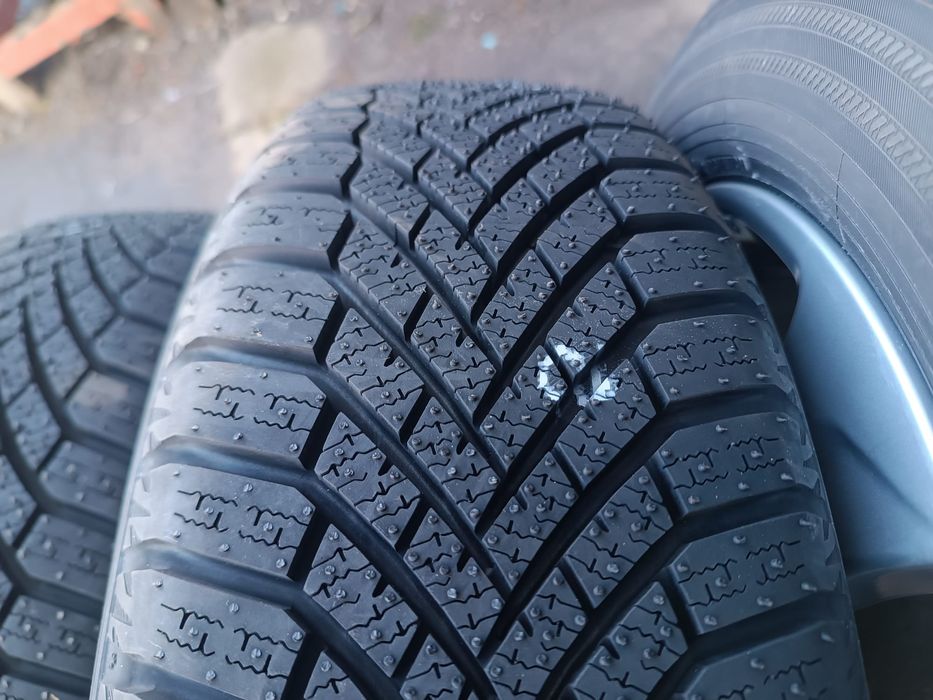 Nowe opony zimowe 185/65/15 88T, Yokohama 2023 rok