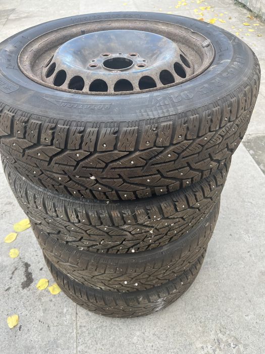 Kormoran Stud 2 185/65/15 на дисках 5х112