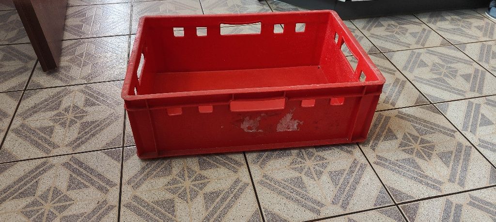 Skrzynki plastikowe*euro2*czerwone pojemniki*mięso-pieczywo*