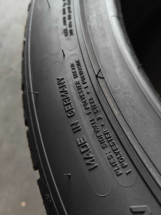 R20 285 40 шини зимові Goodyear Ultra Grip Performance made Germany