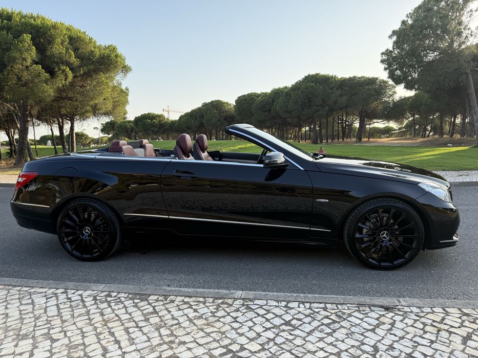 Mercedes-Benz E200 Automatica Cabrio