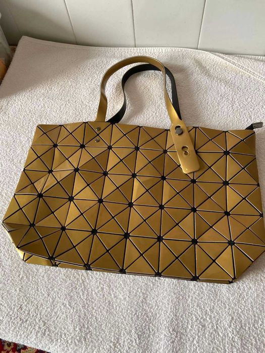 Сумка жовтого кольору