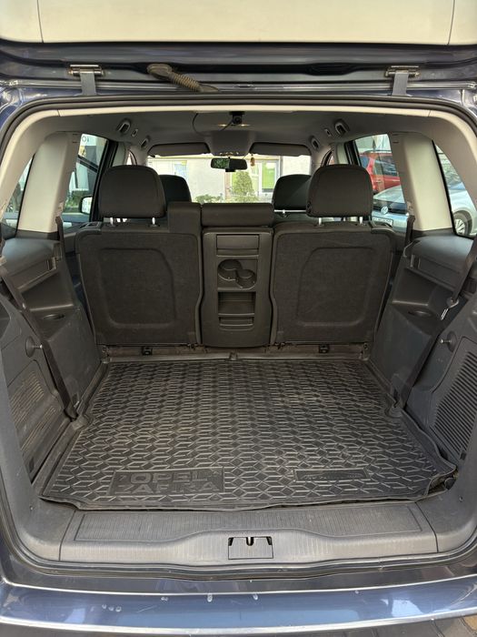 Продам Opel Zafira B