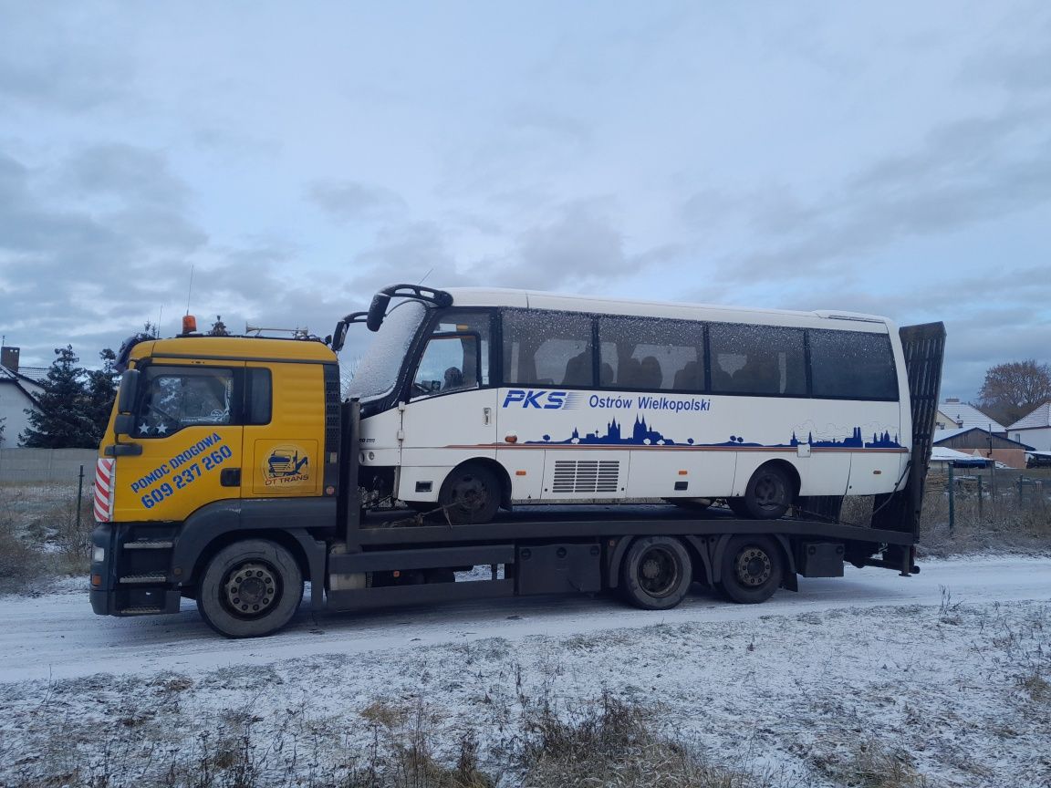 Transport Usługi transportowe Laweta Pomoc Drogowa Gabaryty Holowanie