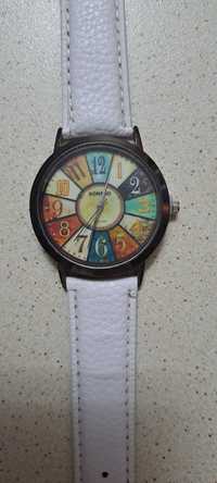 Sprzedam zegarek z oryginalną tarczą retro