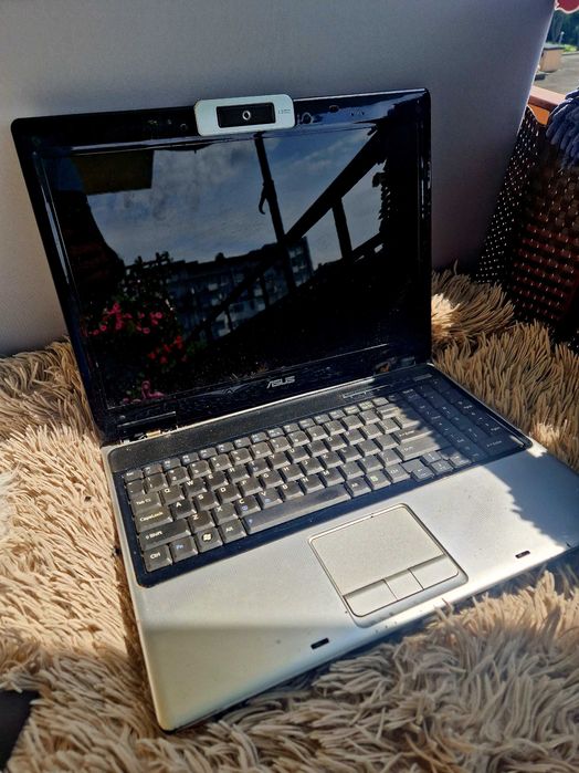 Trzy laptopy Toshiba, Asus i Lenovo. Warto!