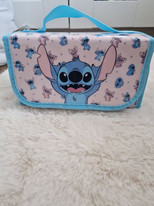 Piórnik składany z wyposażeniem Disney Stitch and Angel Primark