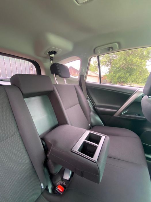 Продам Toyota Rav-4 Гибрид 2017 рік